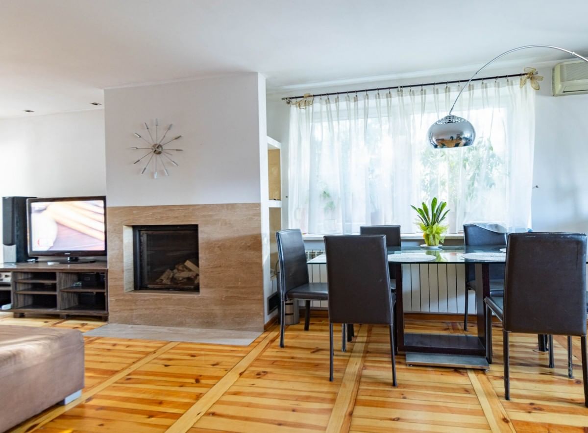 Lokal użytkowy  pokojowe na Sprzedaż