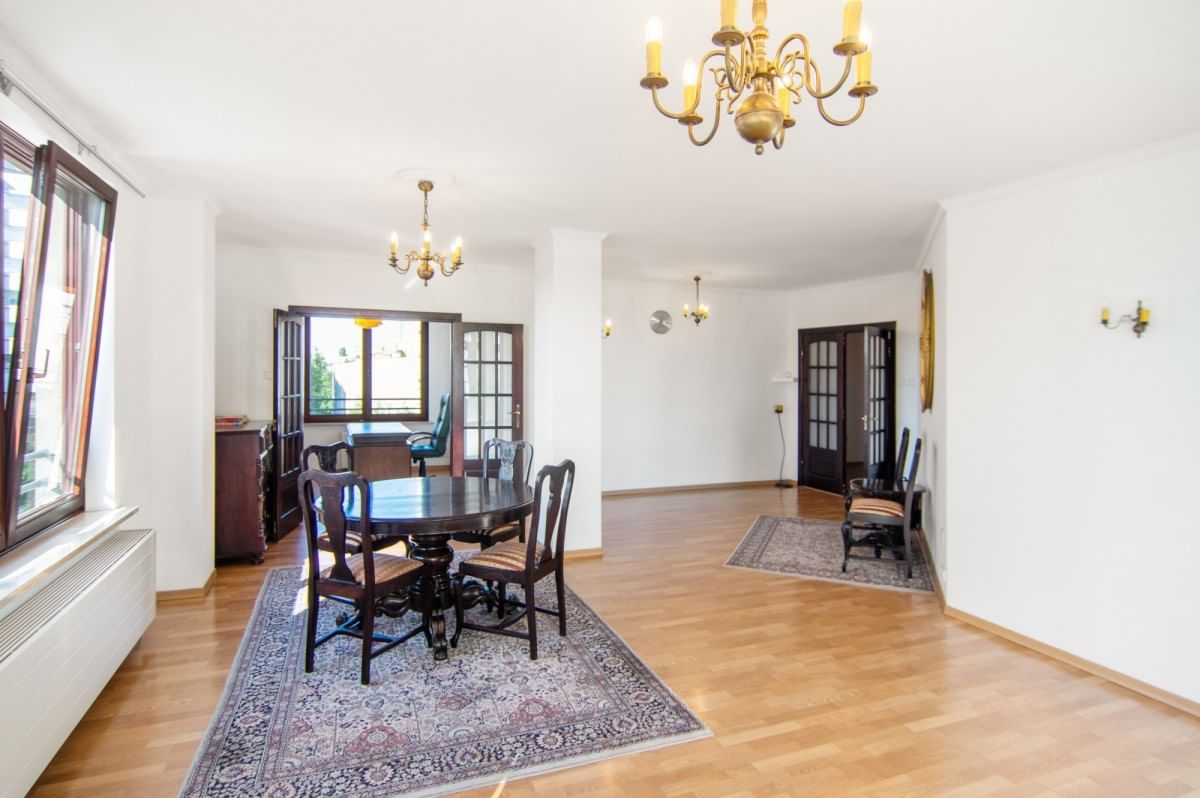 Lokal użytkowy  pokojowe na Wynajem