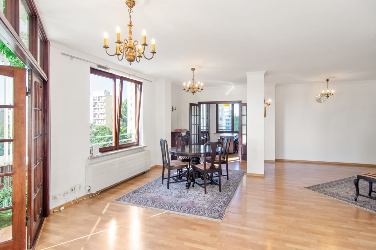 Lokal użytkowy  pokojowe na Wynajem