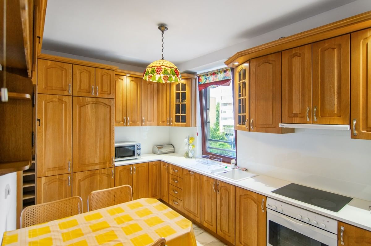 Lokal użytkowy  pokojowe na Wynajem