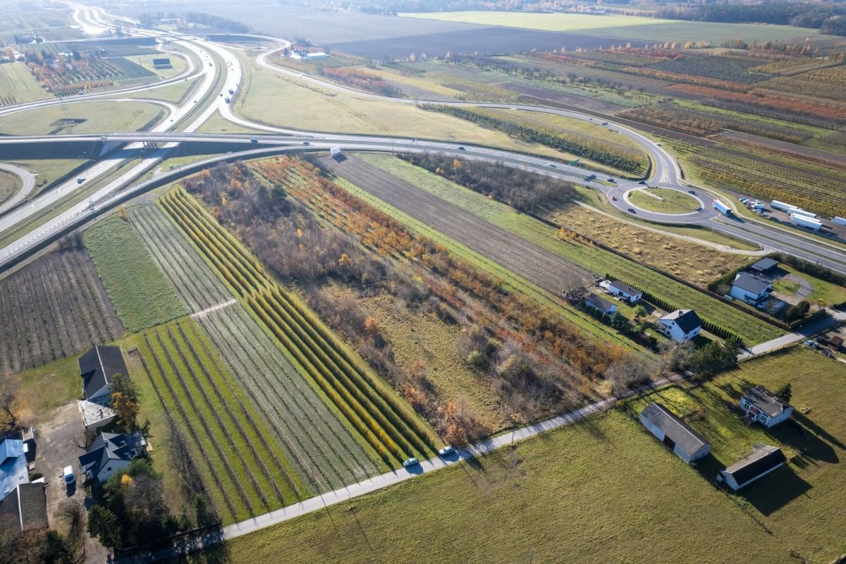 Działka  pokojowe na Sprzedaż