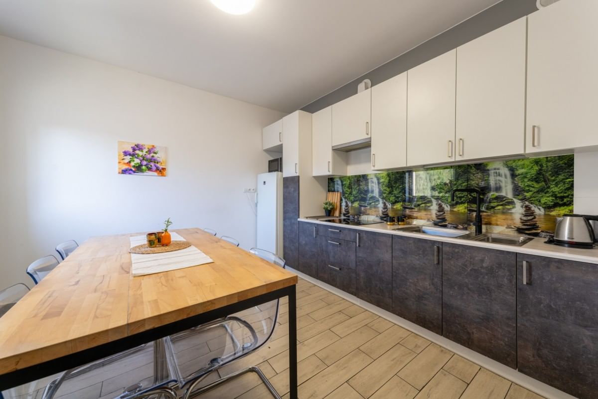 Lokal użytkowy  pokojowe na Sprzedaż