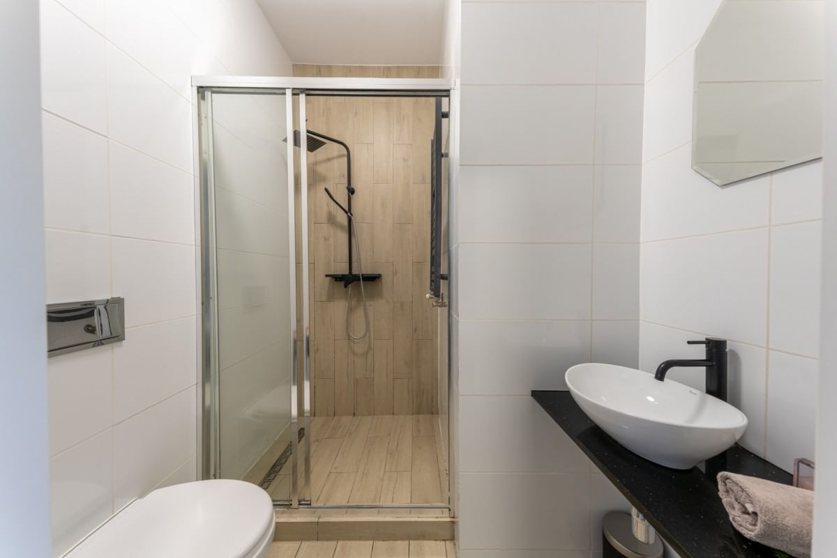 Lokal użytkowy  pokojowe na Sprzedaż