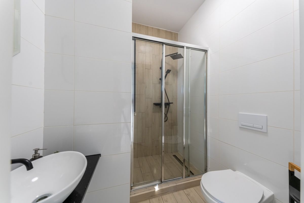 Lokal użytkowy  pokojowe na Sprzedaż