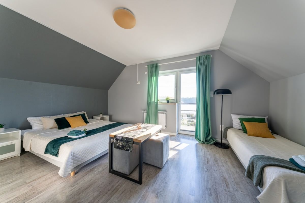 Lokal użytkowy  pokojowe na Sprzedaż