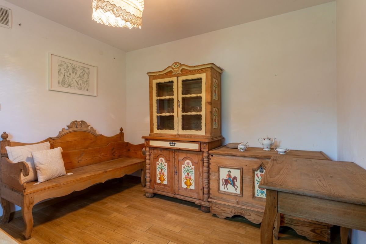 Dom  pokojowe na Sprzedaż