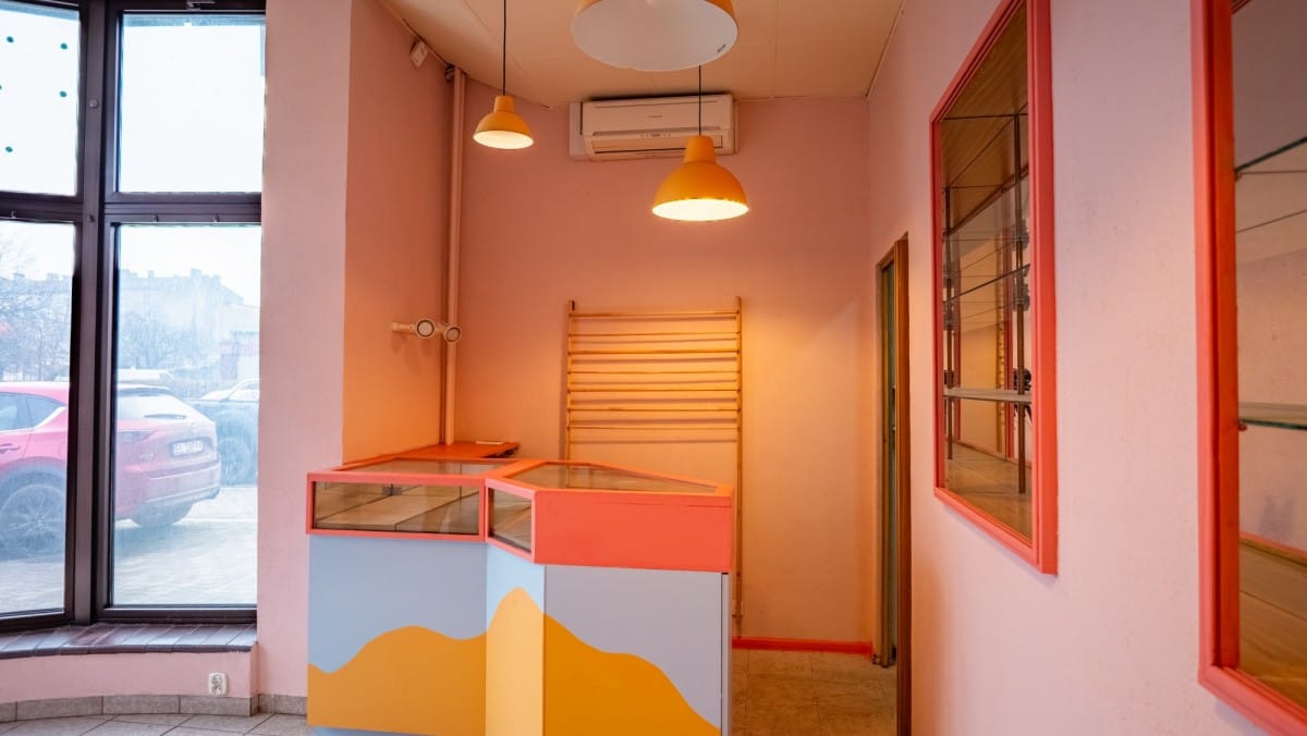 Lokal użytkowy  pokojowe na Sprzedaż