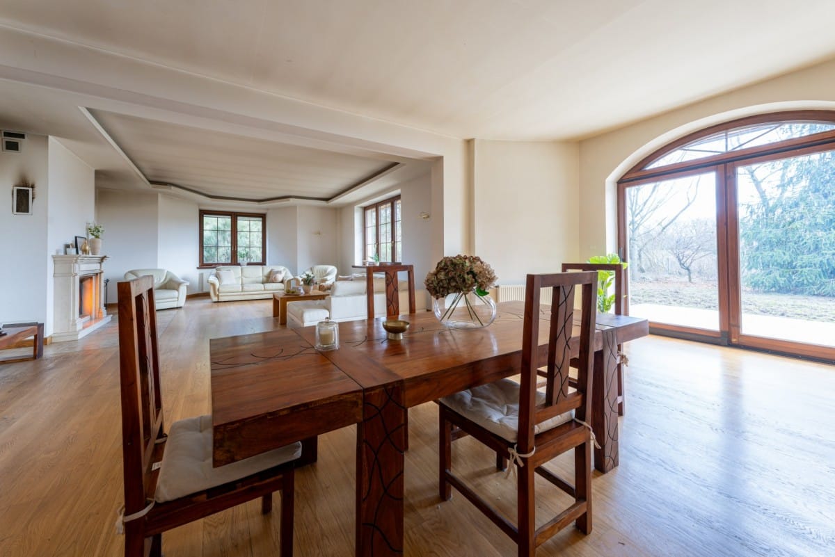 Dom 5 pokojowe na Sprzedaż