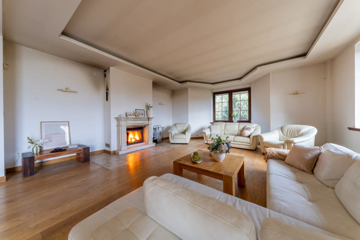 Dom 5 pokojowe na Sprzedaż