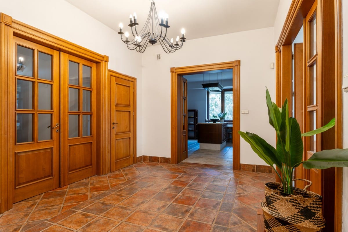 Dom 5 pokojowe na Sprzedaż