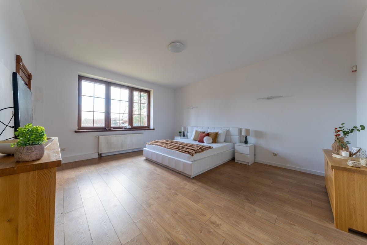 Dom 5 pokojowe na Sprzedaż