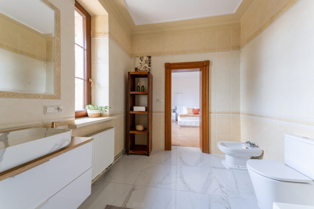 Dom 5 pokojowe na Sprzedaż