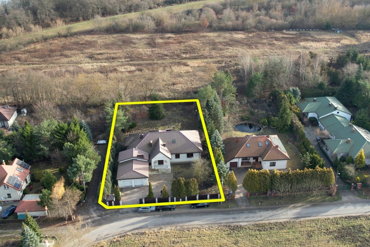 Dom 5 pokojowe na Sprzedaż