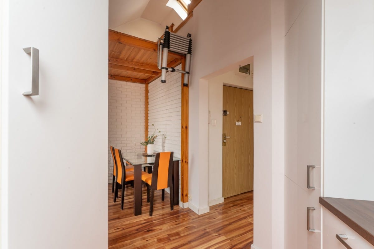 Mieszkanie 2 pokojowe na Sprzedaż