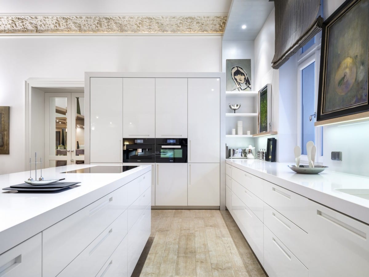 Mieszkanie 4 pokojowe na Sprzedaż