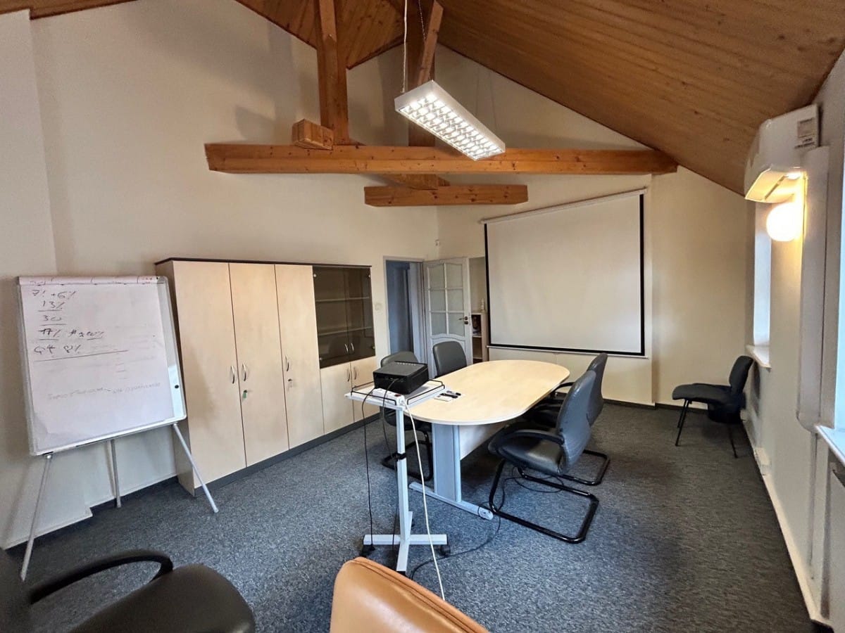 Lokal użytkowy  pokojowe na Wynajem