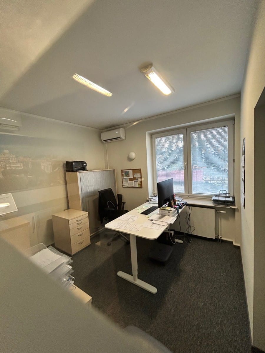 Lokal użytkowy  pokojowe na Wynajem