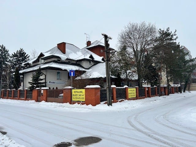 Lokal użytkowy  pokojowe na Wynajem