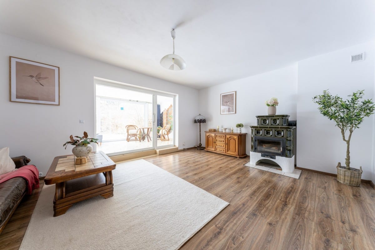 Dom 5 pokojowe na Sprzedaż