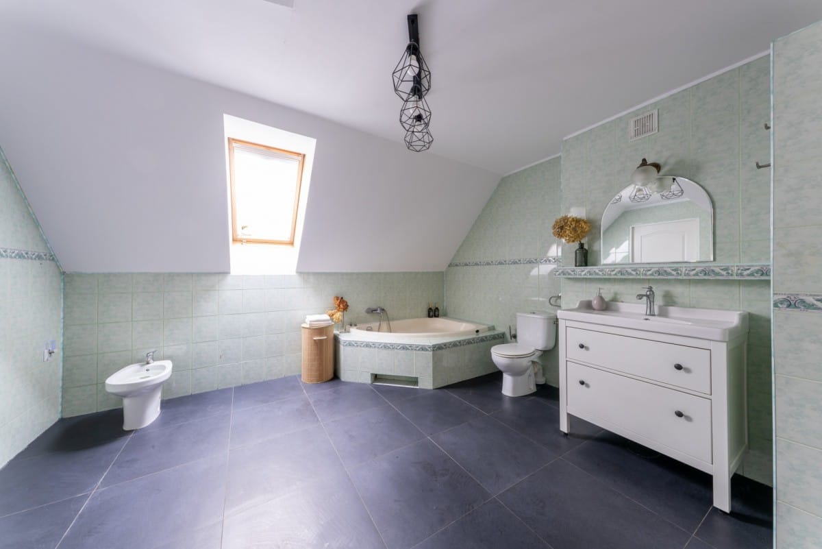 Dom 5 pokojowe na Sprzedaż