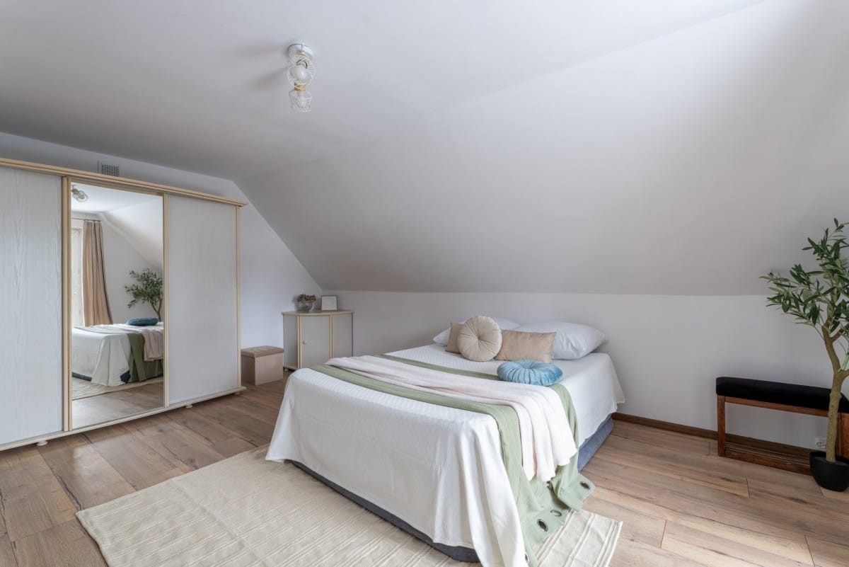 Dom 5 pokojowe na Sprzedaż