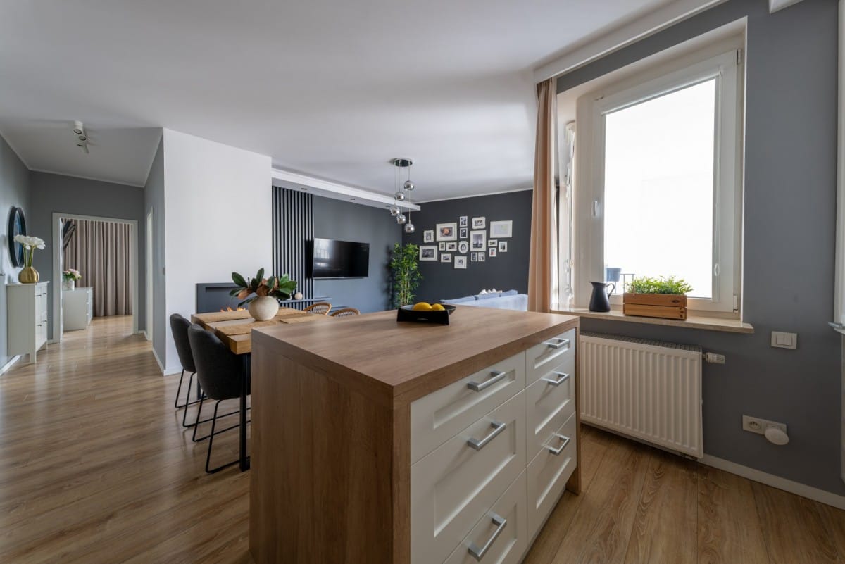 Mieszkanie 3 pokojowe na Sprzedaż