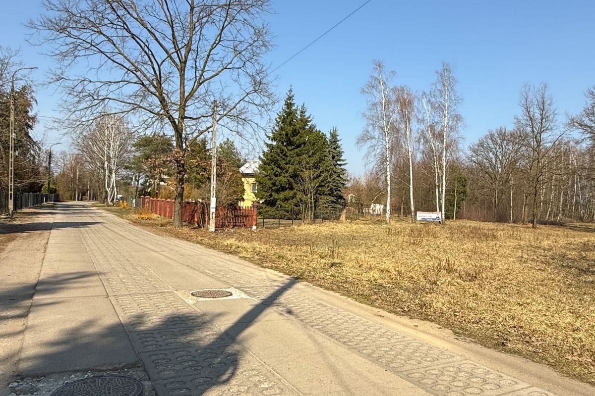 Działka  pokojowe na Sprzedaż