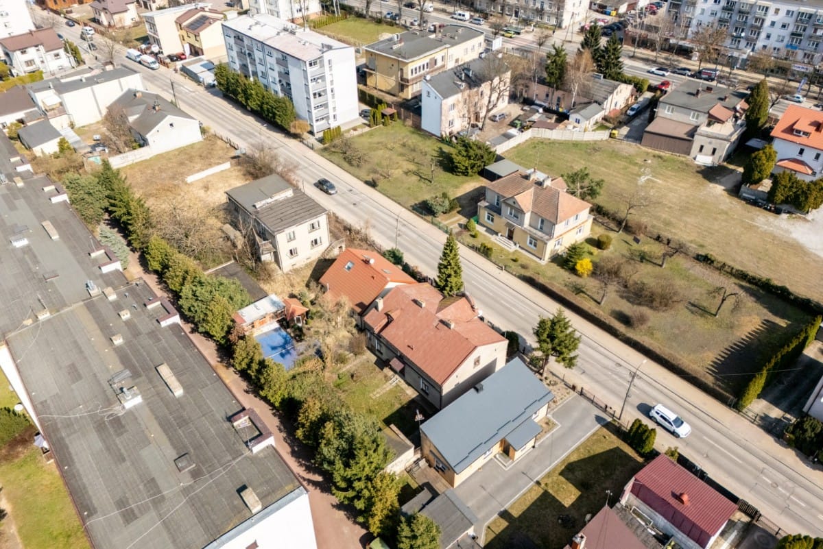 Dom 6 pokojowe na Sprzedaż