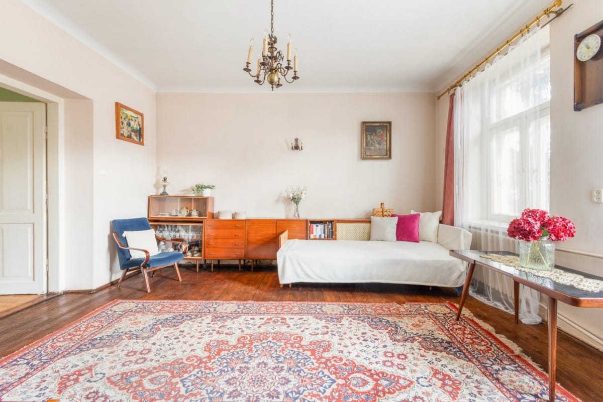 Dom 6 pokojowe na Sprzedaż