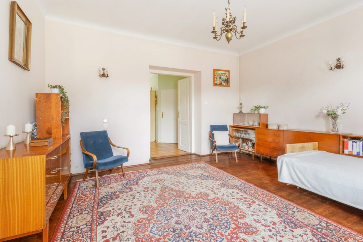 Dom 6 pokojowe na Sprzedaż