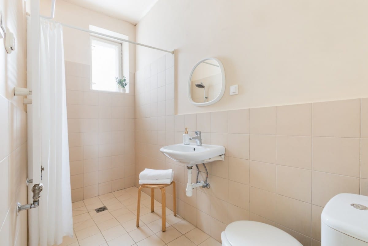 Dom 6 pokojowe na Sprzedaż