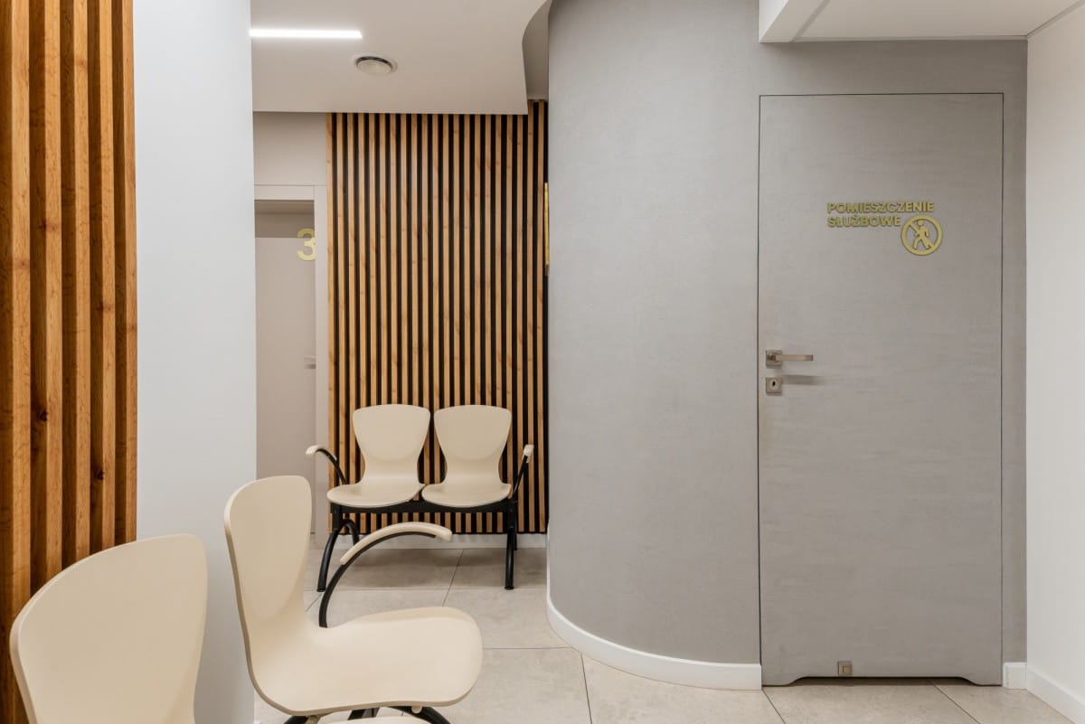 Lokal użytkowy  pokojowe na Sprzedaż