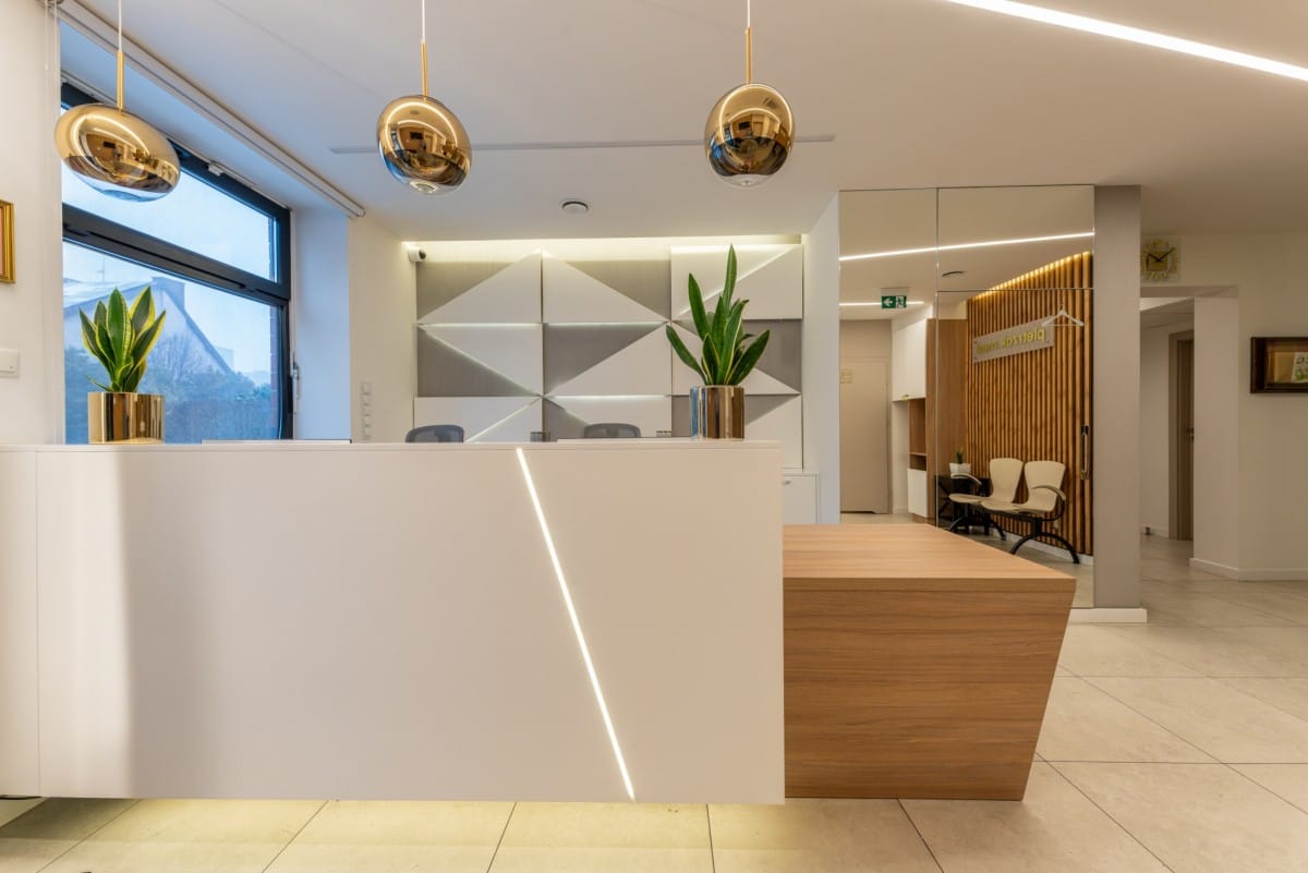 Lokal użytkowy  pokojowe na Sprzedaż