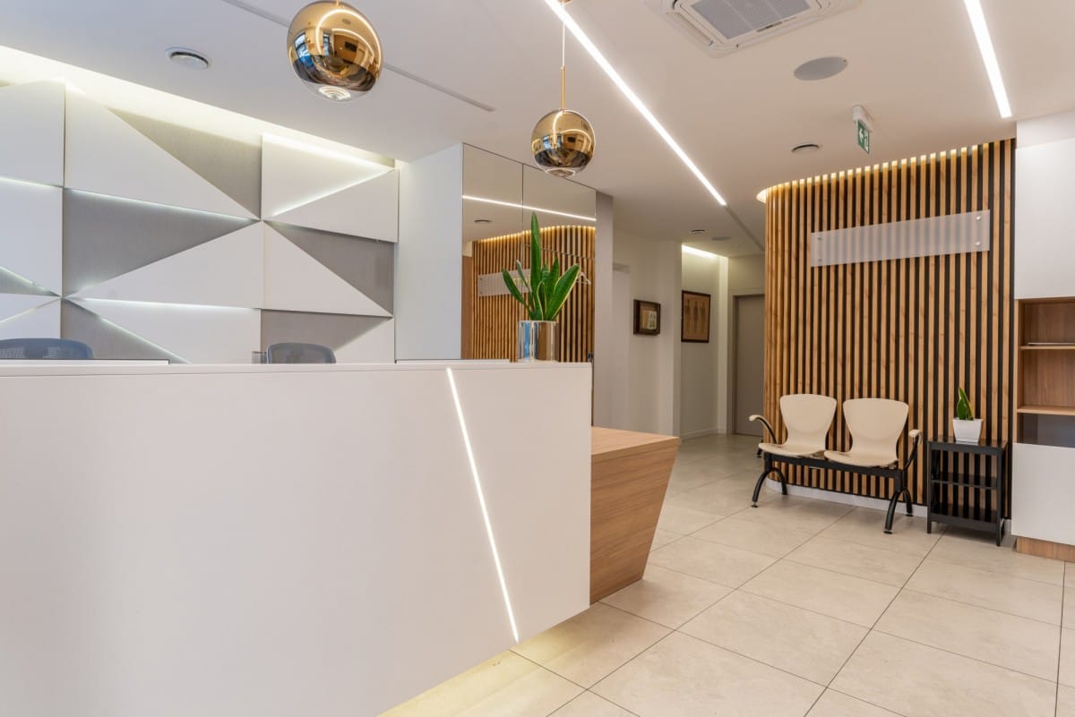 Lokal użytkowy  pokojowe na Sprzedaż