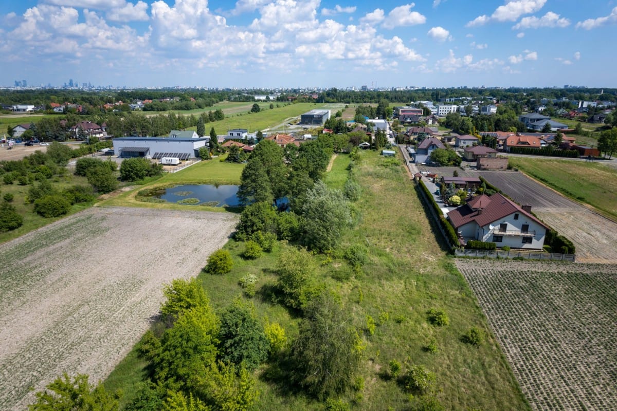 Działka  pokojowe na Sprzedaż