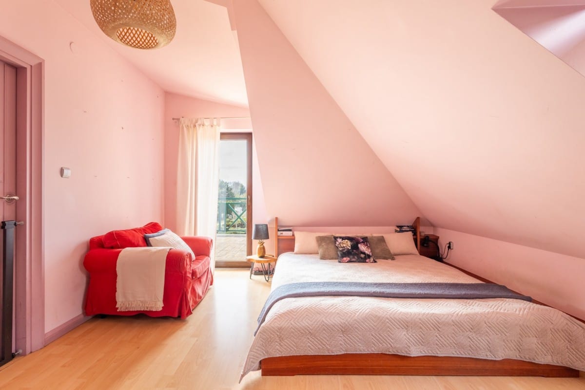 Dom 6 pokojowe na Sprzedaż