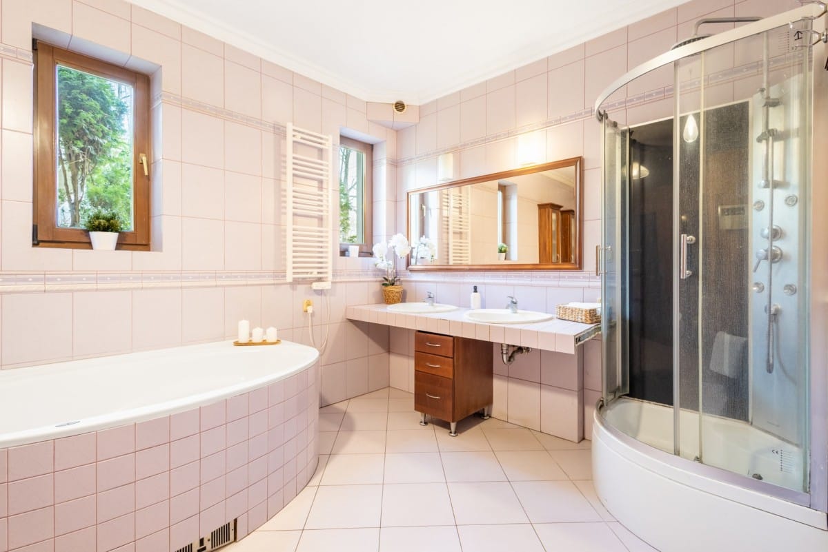 Dom 6 pokojowe na Sprzedaż