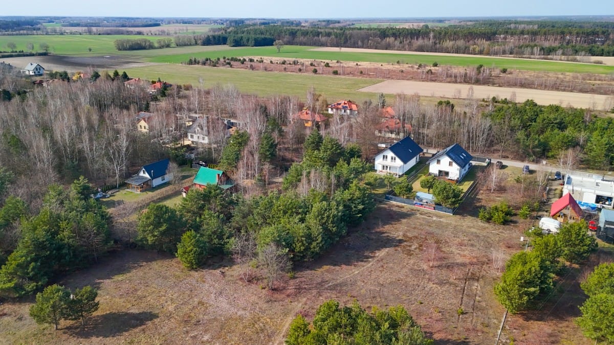 Działka  pokojowe na Sprzedaż