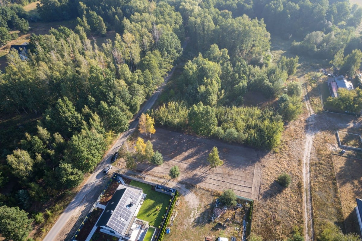 Działka  pokojowe na Sprzedaż