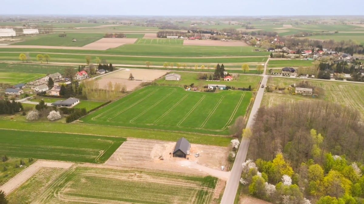 Działka  pokojowe na Sprzedaż