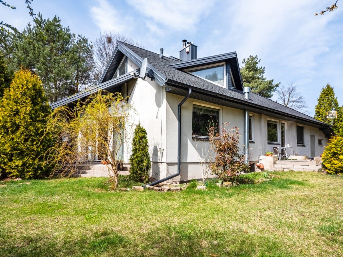 Dom 5 pokojowe na Sprzedaż