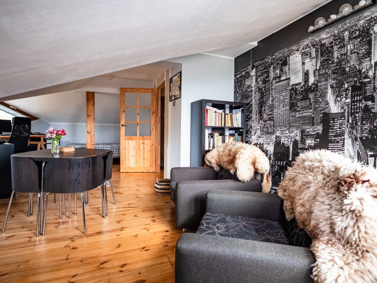 Dom 5 pokojowe na Sprzedaż