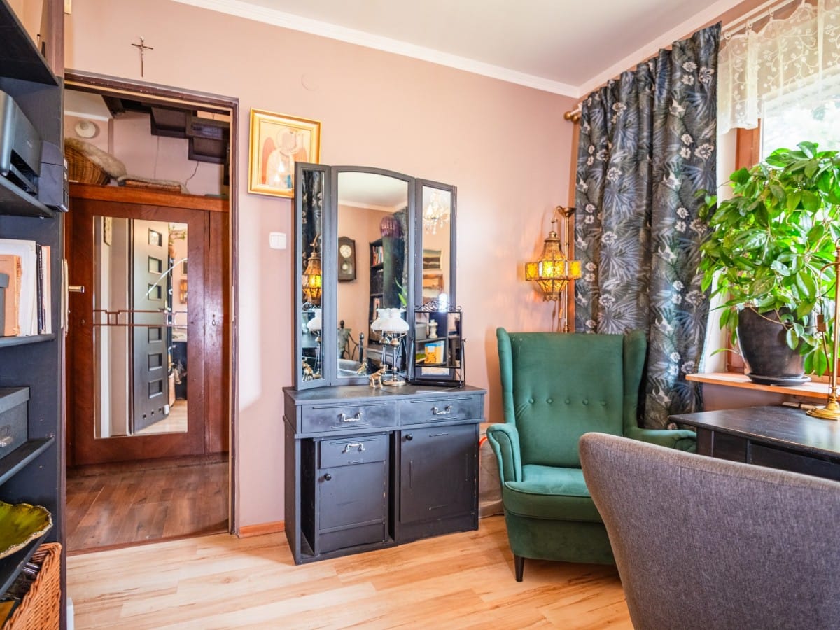 Dom 5 pokojowe na Sprzedaż