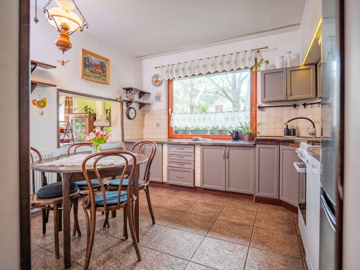 Dom 5 pokojowe na Sprzedaż