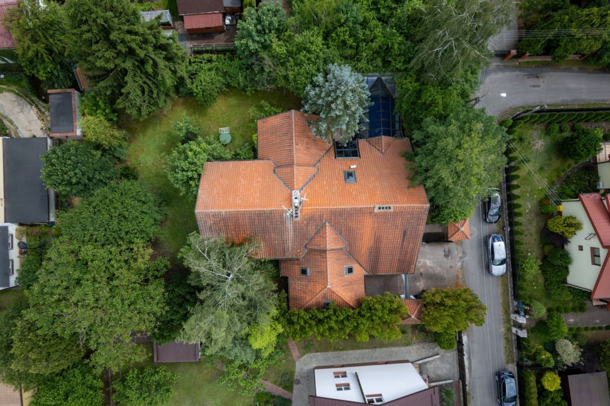 Dom 9 pokojowe na Sprzedaż