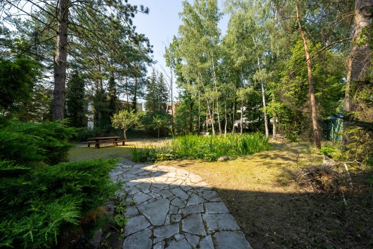 Dom  pokojowe na Sprzedaż