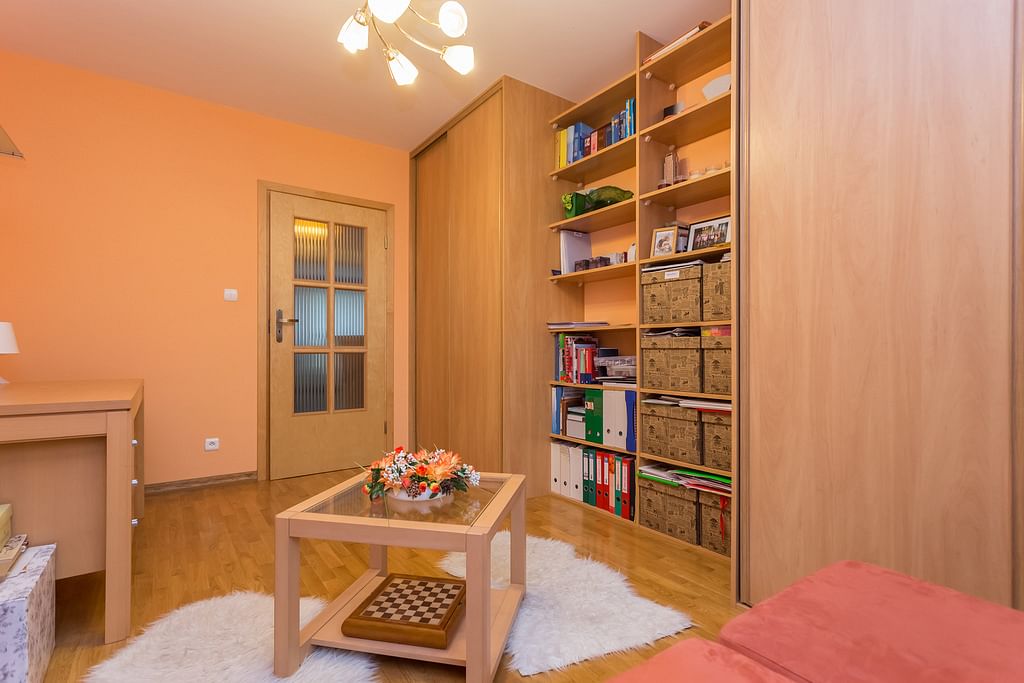Mieszkanie 4 pokojowe na Sprzedaż
