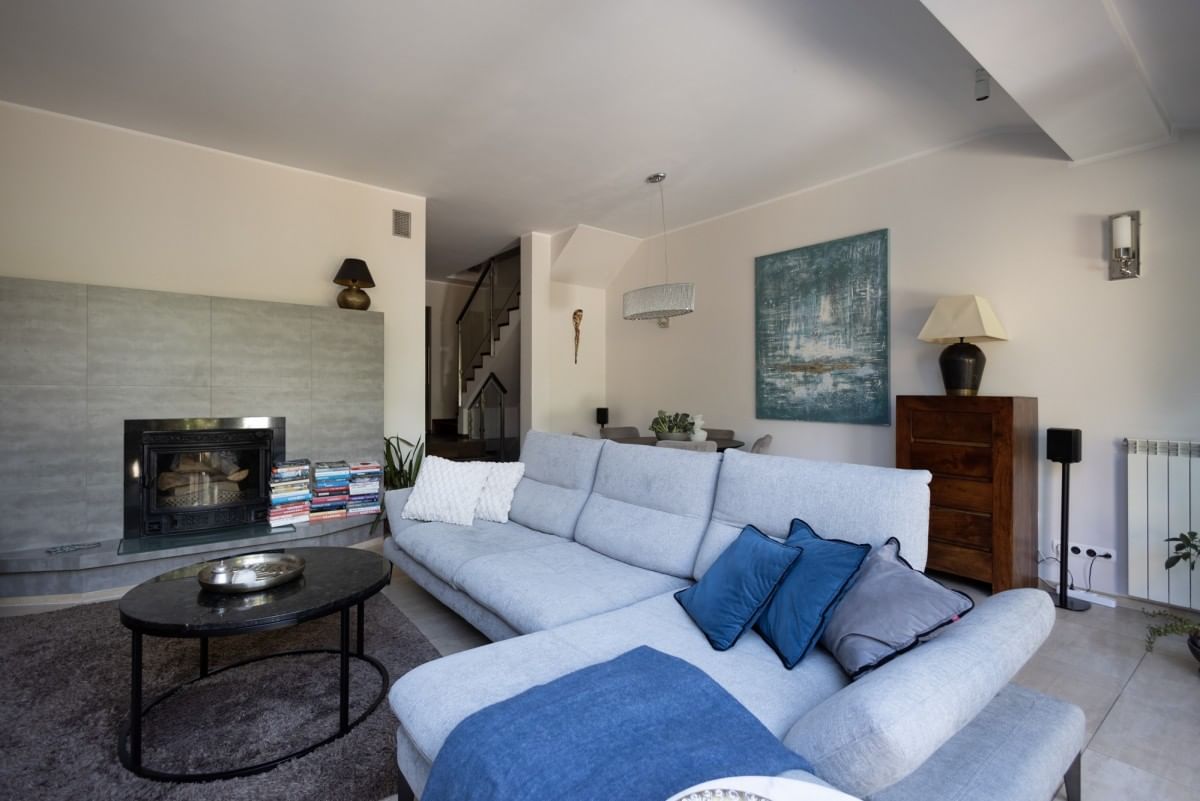 Mieszkanie 6 pokojowe na Sprzedaż