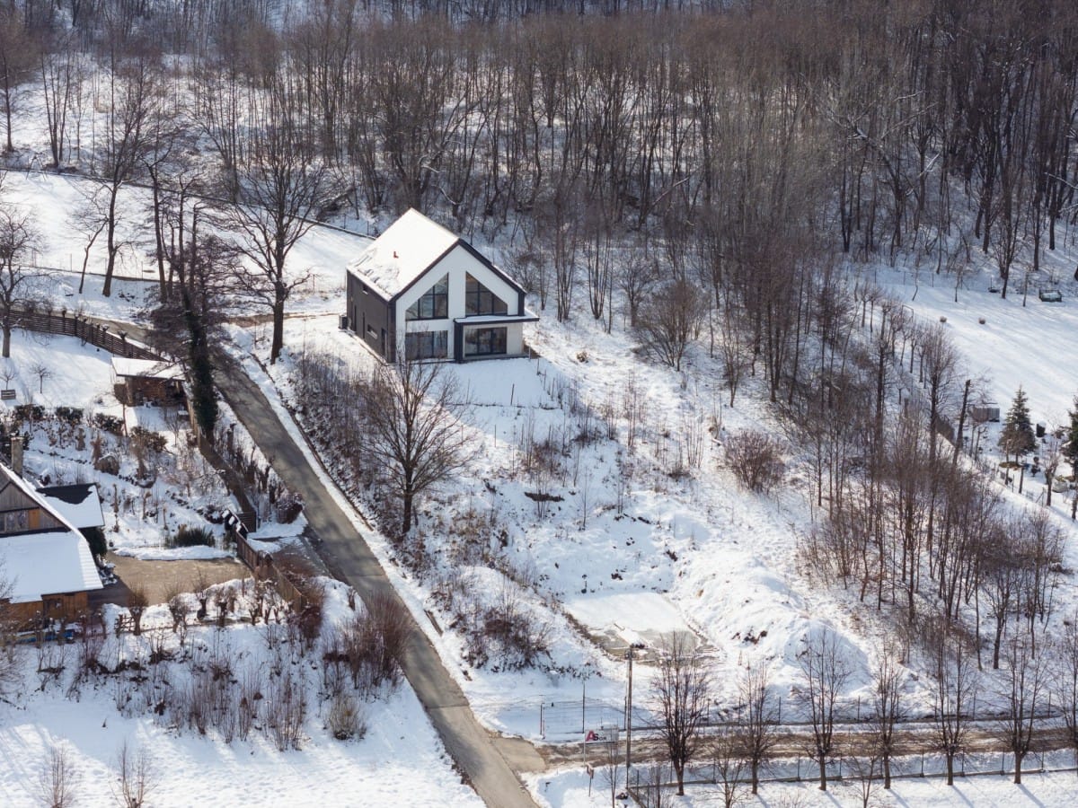 Dom 5 pokojowe na Sprzedaż