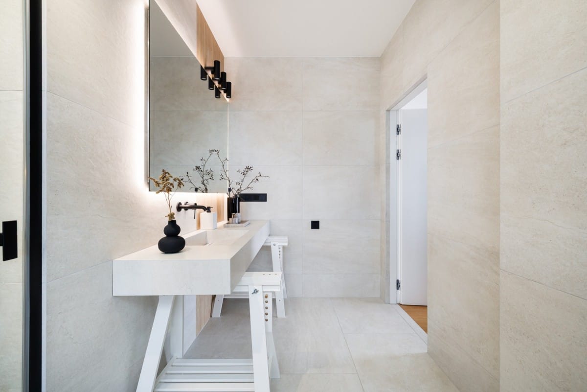 Dom 5 pokojowe na Sprzedaż